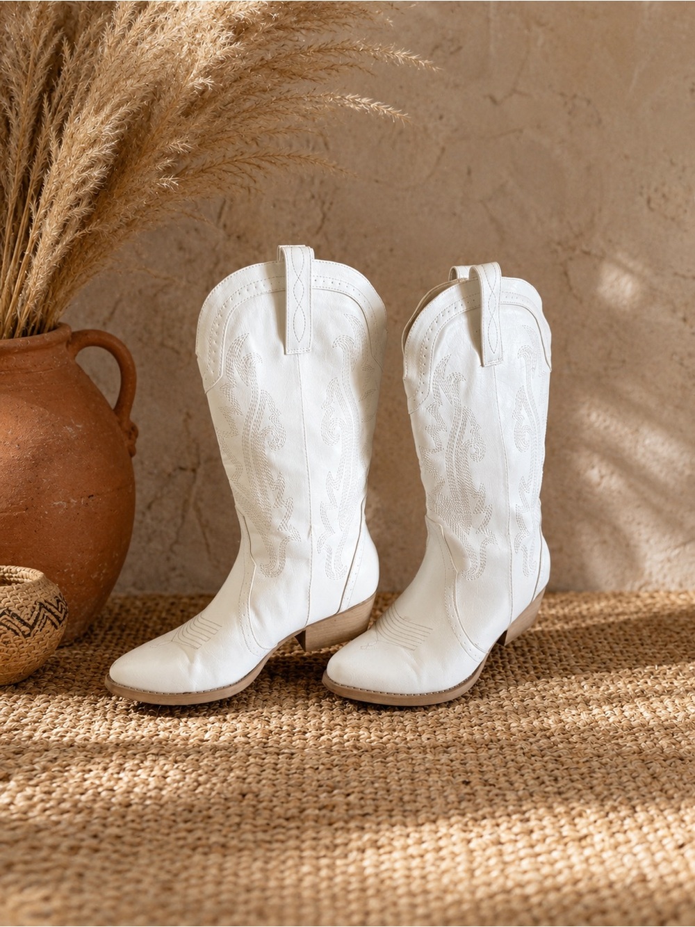 Rollda White Women's Western Cowboy Boots - Classic Embroidered Pull-On